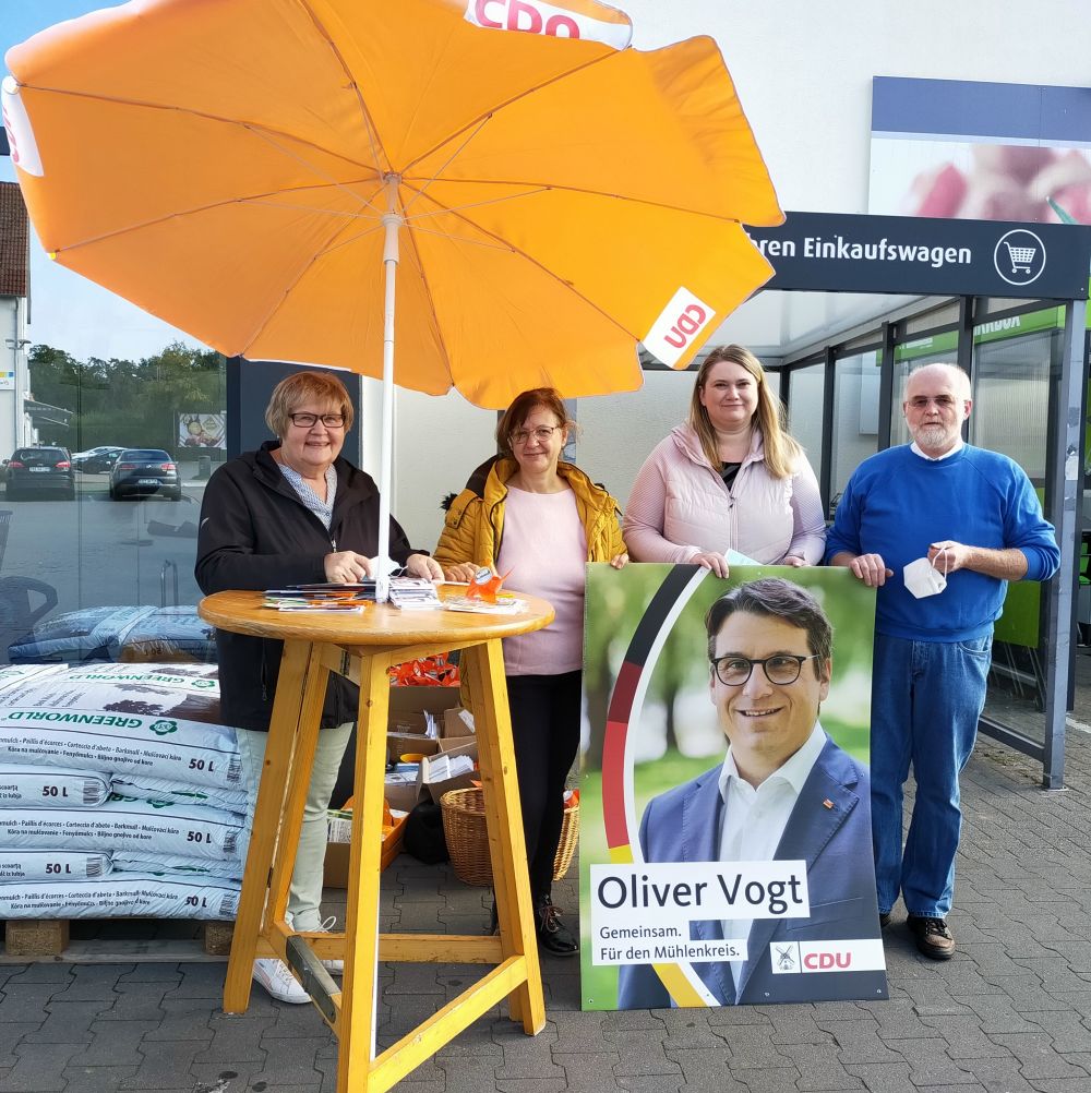 13.92.2021 - Canvassing-Stand am 25.09.21 in Petershagen - 